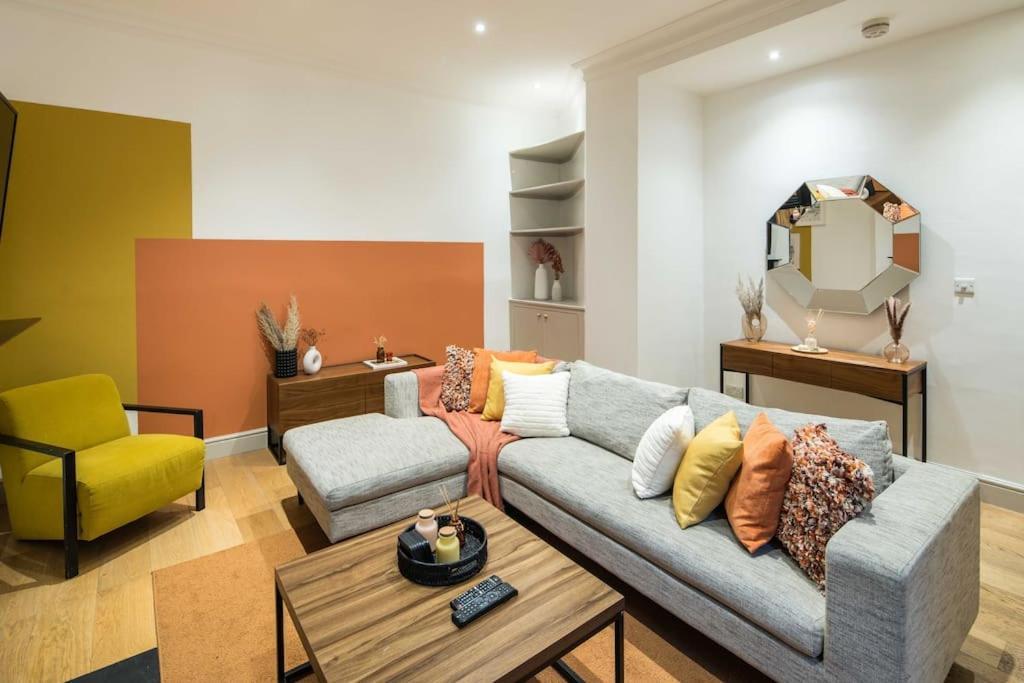 Appartement Superb Retreat Central Next Tube à Londres Extérieur photo
