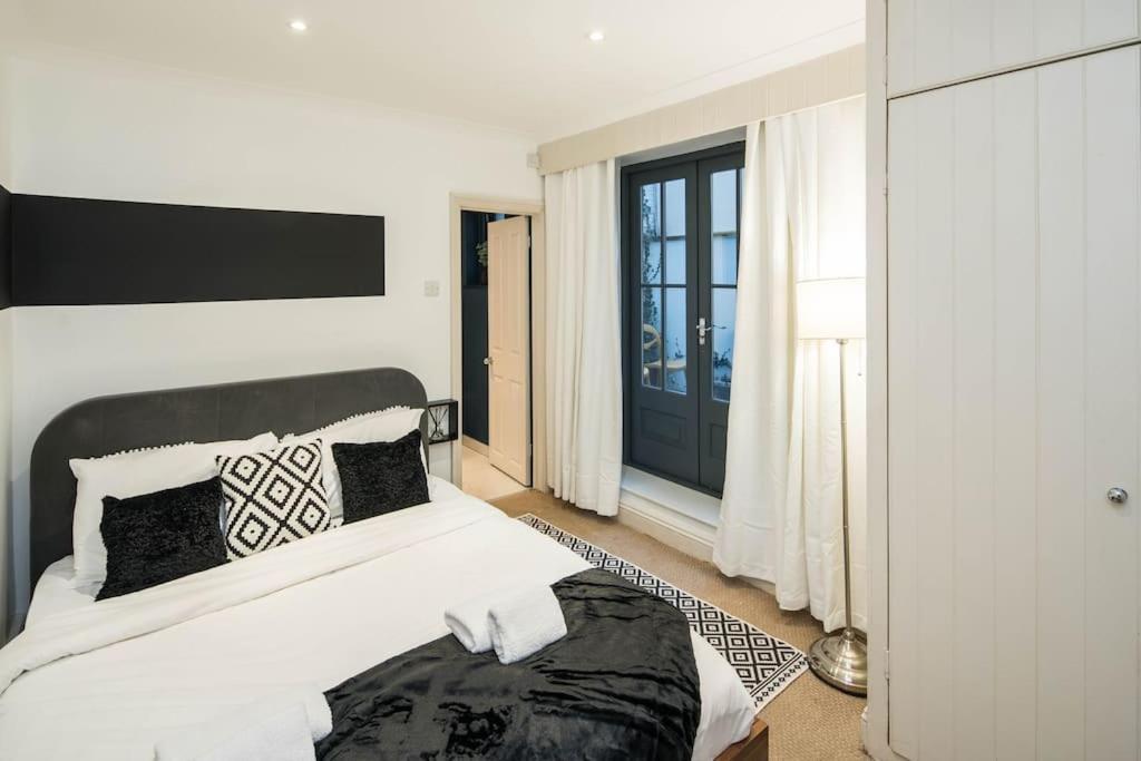 Appartement Superb Retreat Central Next Tube à Londres Extérieur photo
